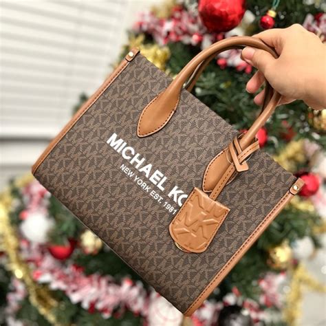 sm shopper tz xbody michael kors|Mirella Extra.